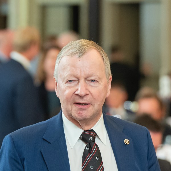 Winfried Engelbrecht-Bresges